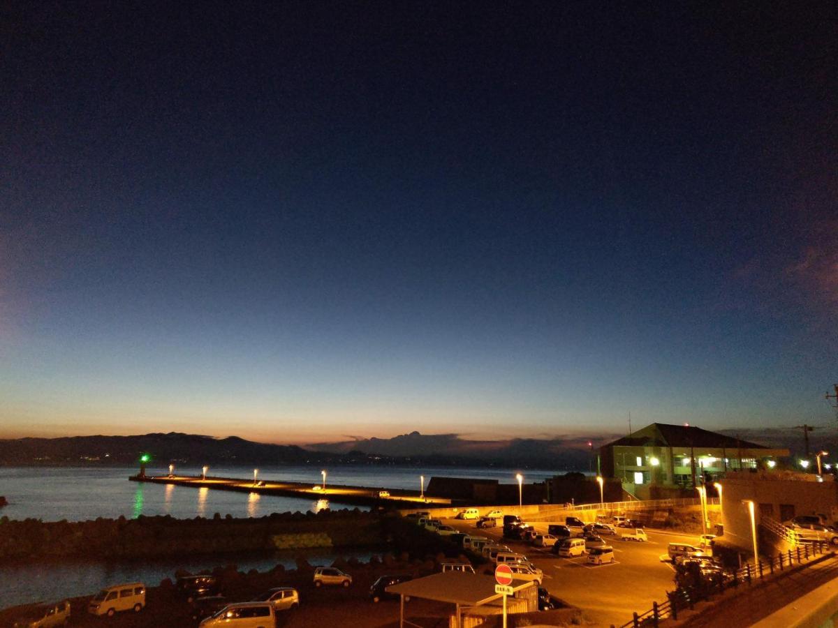 Отель Volcanic Island Oshima Экстерьер фото